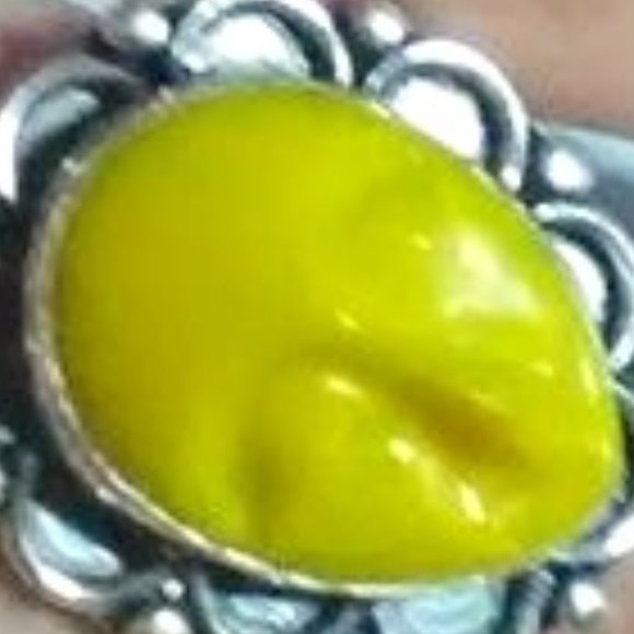 Artisan Handmade Yellow Carved Face Silver Ring - Picture 2 of 4
